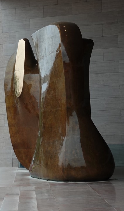 National Gallery of Art - East Building - Henry Moore, Knife Edge Mirror Two Piece, 1978